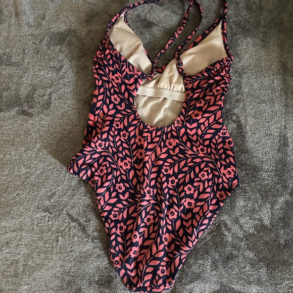 Kona Sol Swimwear - Pink and Black Patterned Swimsuit Size Small - Picture 12 of 12